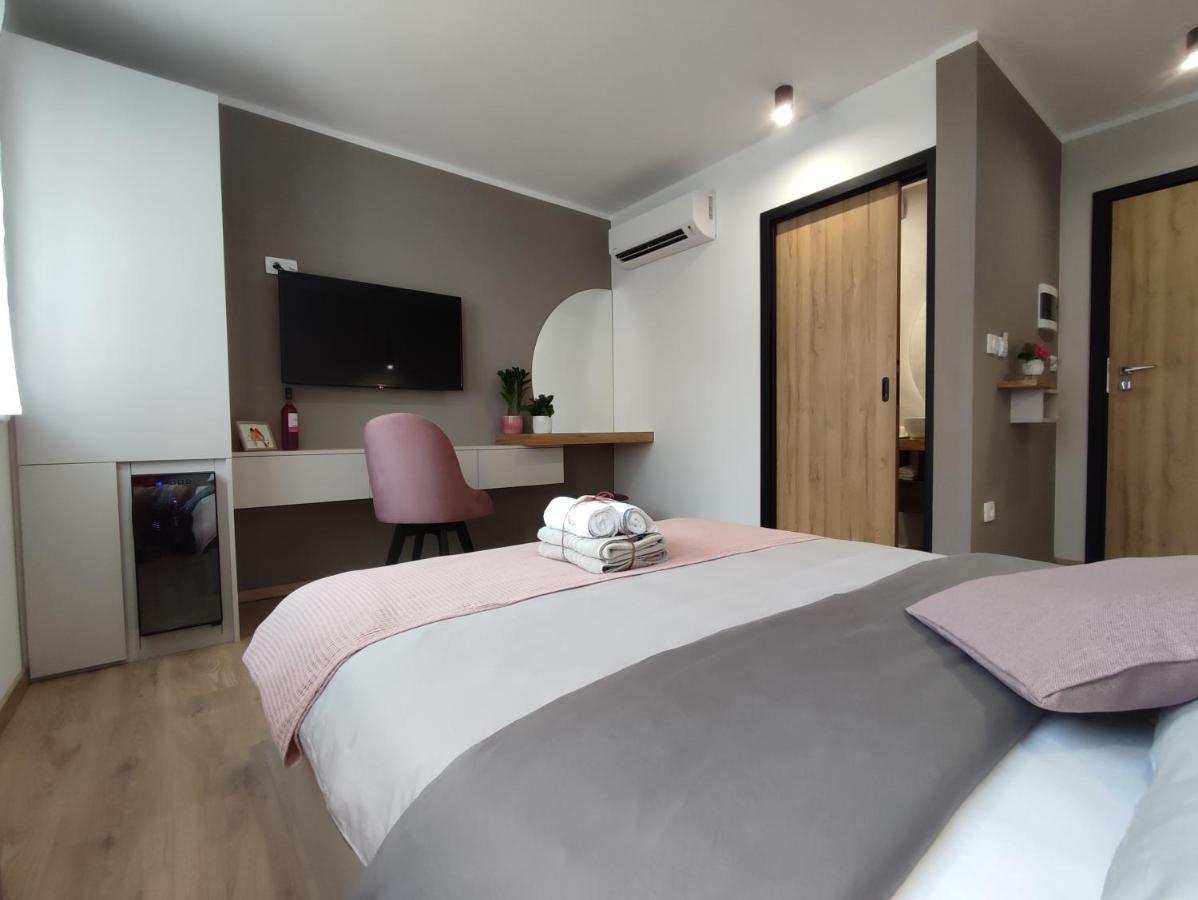 Boutique Rooms By Petric Winery Dobravlje Экстерьер фото