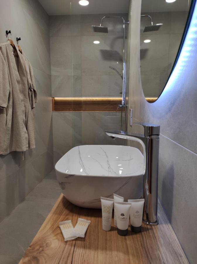 Boutique Rooms By Petric Winery Dobravlje Экстерьер фото