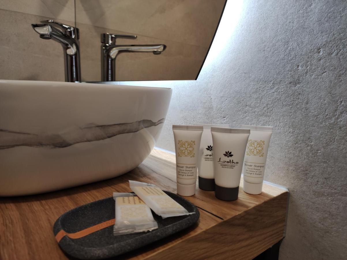 Boutique Rooms By Petric Winery Dobravlje Экстерьер фото
