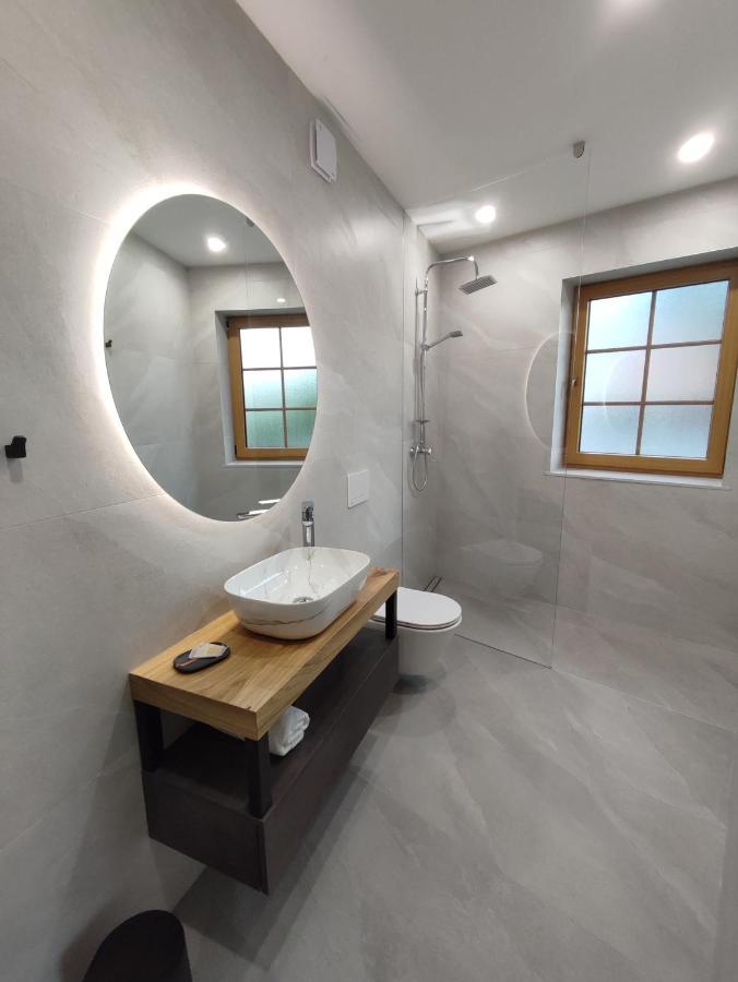 Boutique Rooms By Petric Winery Dobravlje Экстерьер фото